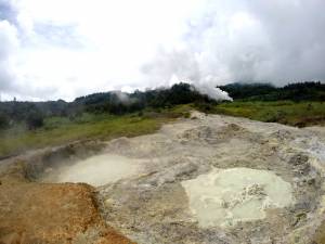 Fascynujący krater Sikidang